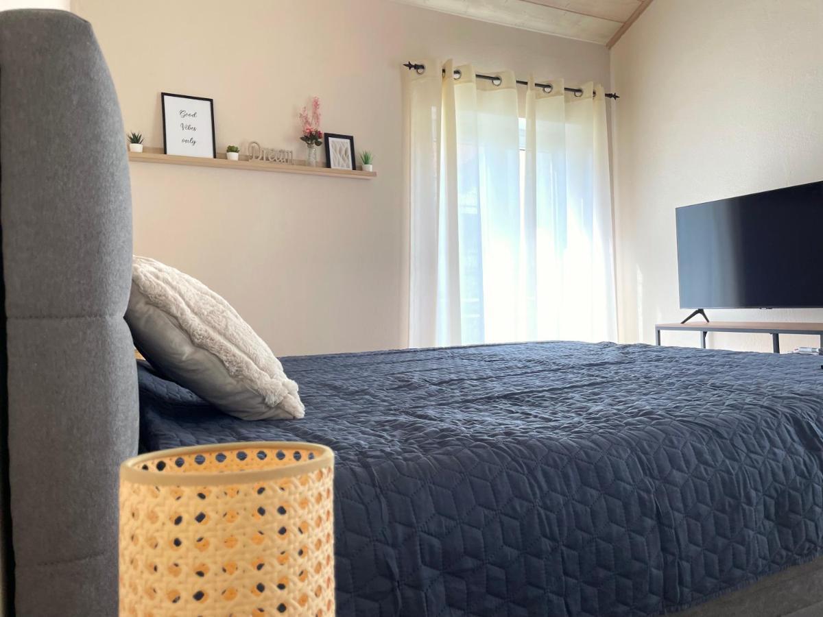 Exklusives Apartment & Balkon Ляйнфельден-Ехтердінген Екстер'єр фото